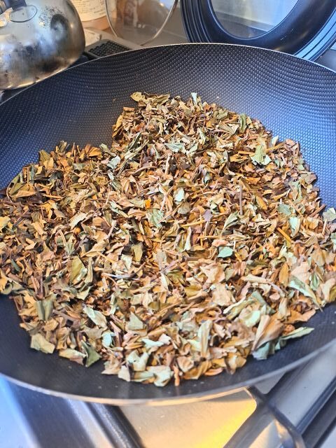 ドクダミ茶